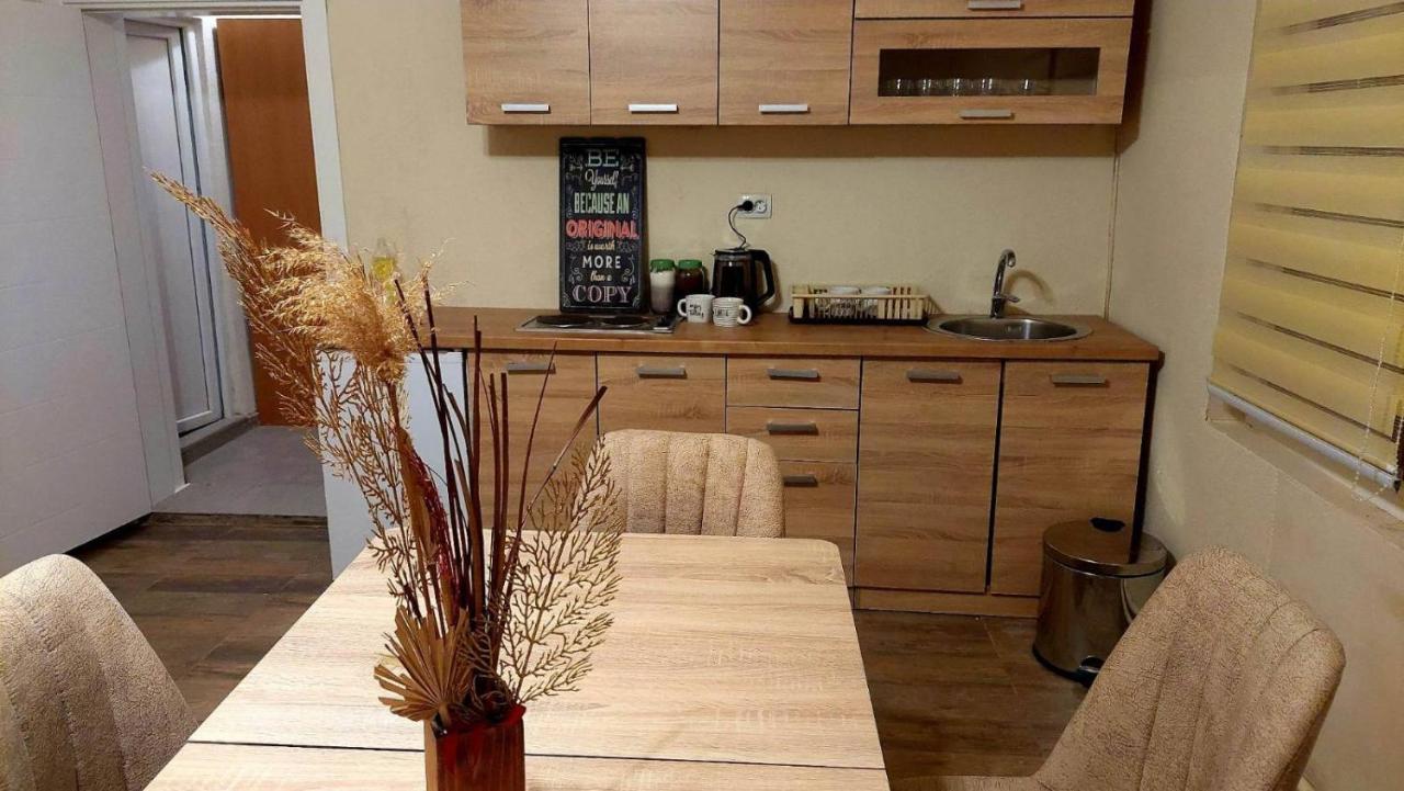 سكوبجي City Hostel المظهر الخارجي الصورة